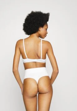 Anna Field Sunlight 3Pack Tshirt Bra - T-Shirt Bh - Pink/Grey/White 11 Anna Field Sunlight 3Pack Tshirt Bra - T-Shirt Bh - Pink/Grey/White -Anna Field 276e5270e7c24049a9160eb00204598b